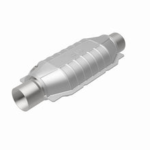 Load image into Gallery viewer, Magnaflow Catalytic Converter Universal MagnaFlow Conv Univ 3 Single O2 Boss