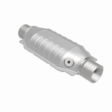 Load image into Gallery viewer, Magnaflow Catalytic Converter Universal MagnaFlow Conv Univ 3 Single O2 Boss