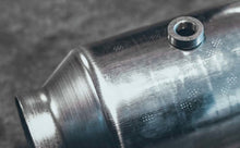 Load image into Gallery viewer, Magnaflow Catalytic Converter Universal MagnaFlow Conv Univ 02-06 Dodge Ram 2500/3500 Pickup 5.9L Cummins Diesel H.O.