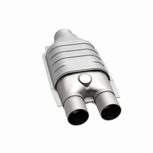 Load image into Gallery viewer, Magnaflow Catalytic Converter Universal MagnaFlow Conv Univ 2.5/2 S/D FED