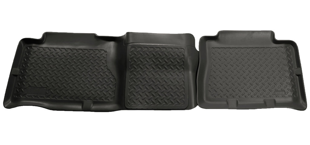 Classic Style 2nd Seat Floor Liner For 2000-2007 Tahoe/Yukon/Escalade/H2 Black Husky Liners