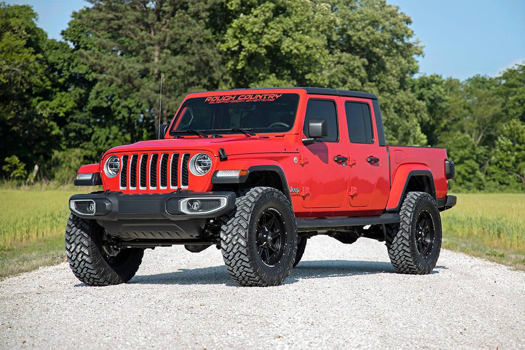 Rough Country Lift Kits 3.5 Inch Lift Kit Spacers with V2 Shocks 20-Up Jeep Gladiator JT 4WD Rough Country - 63770