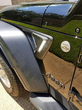 Load image into Gallery viewer, ORACLE Lighting Light Strip LED Oracle Sidetrack LED System For Jeep Wrangler JL/ Gladiator JT SEE WARRANTY