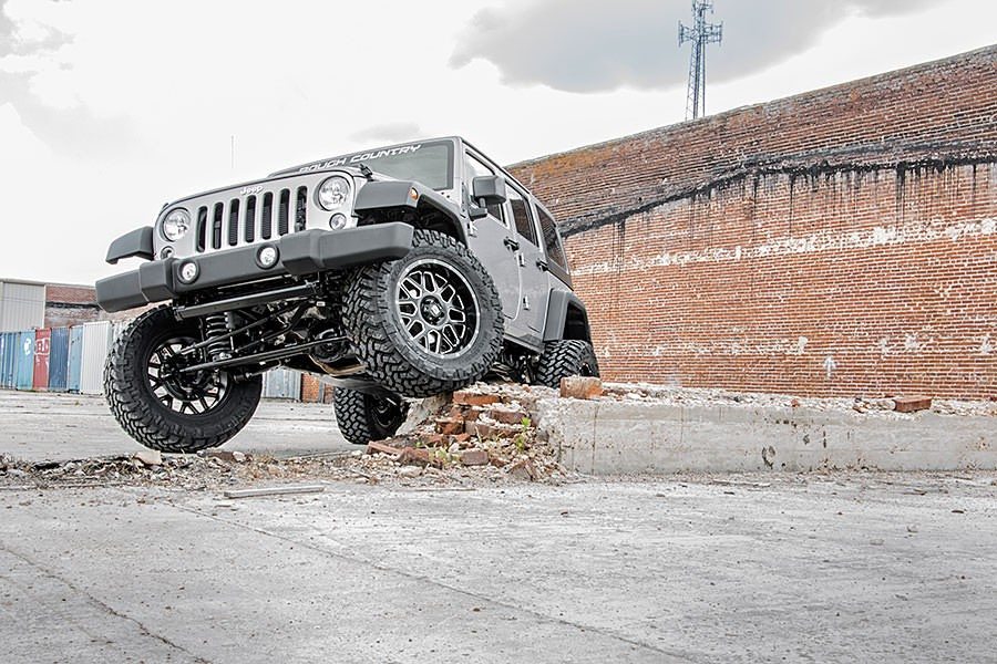 4 Inch Jeep Suspension Lift Kit Vertex 07-18 Wrangler JK Unlimited Rough Country