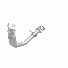 Load image into Gallery viewer, Magnaflow Catalytic Converter Direct Fit MagnaFlow 10-14 Chevy Equinox / GMC Terrain 2.4L Direct Fit Catalytic Converter