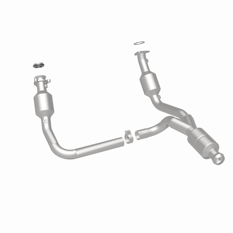 Magnaflow Catalytic Converter Direct Fit MagnaFlow Conv Direct Fit 14-16 GMC Sierra 1500 V6 4.3L