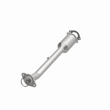 Load image into Gallery viewer, Magnaflow Catalytic Converter Direct Fit Magnaflow Conv DF 11-15 Frontier 4 Underbody