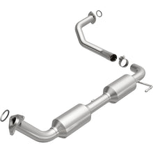 Load image into Gallery viewer, Magnaflow Catalytic Converter Direct Fit MagnaFlow Conv DF 8/08-09 Toyota Tundra 5.7L Driver Side