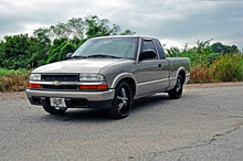 Load image into Gallery viewer, 2 Inch/2.5 Inch Lowering Kit 91-03 Sonoma 83-97 S10 Blazer Rough Country