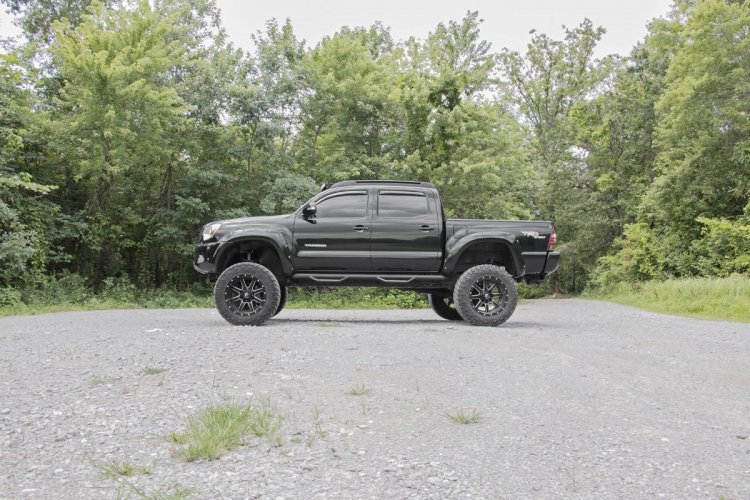 Rough Country Lift Kits 6.0 Inch Toyota Suspension Lift Kit w/ Vertex Coilovers and V2 Shocks (05-15 Tacoma 4WD/2WD) Rough Country - 74757