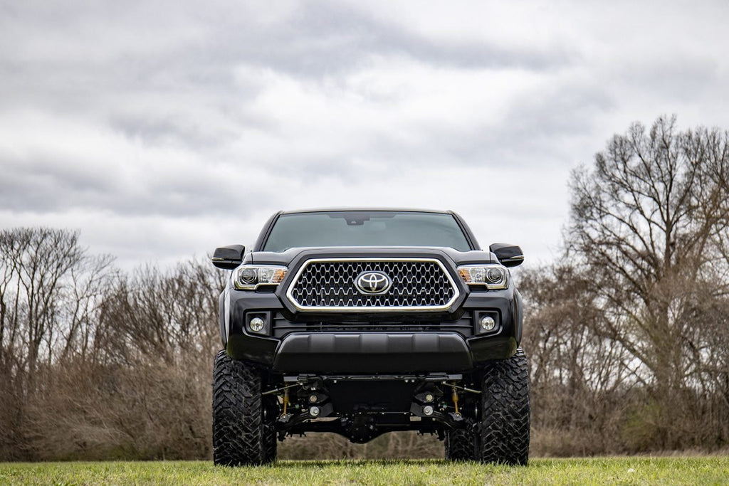 Rough Country Lift Kits 6 Inch Toyota Suspension Lift Kit w/N3 Struts 16-20 Tacoma 4WD/2WD Rough Country - 75831