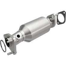 Load image into Gallery viewer, Magnaflow Catalytic Converter Direct Fit Magnaflow Conv DF 13-15 Frontier 4 Close Coupled