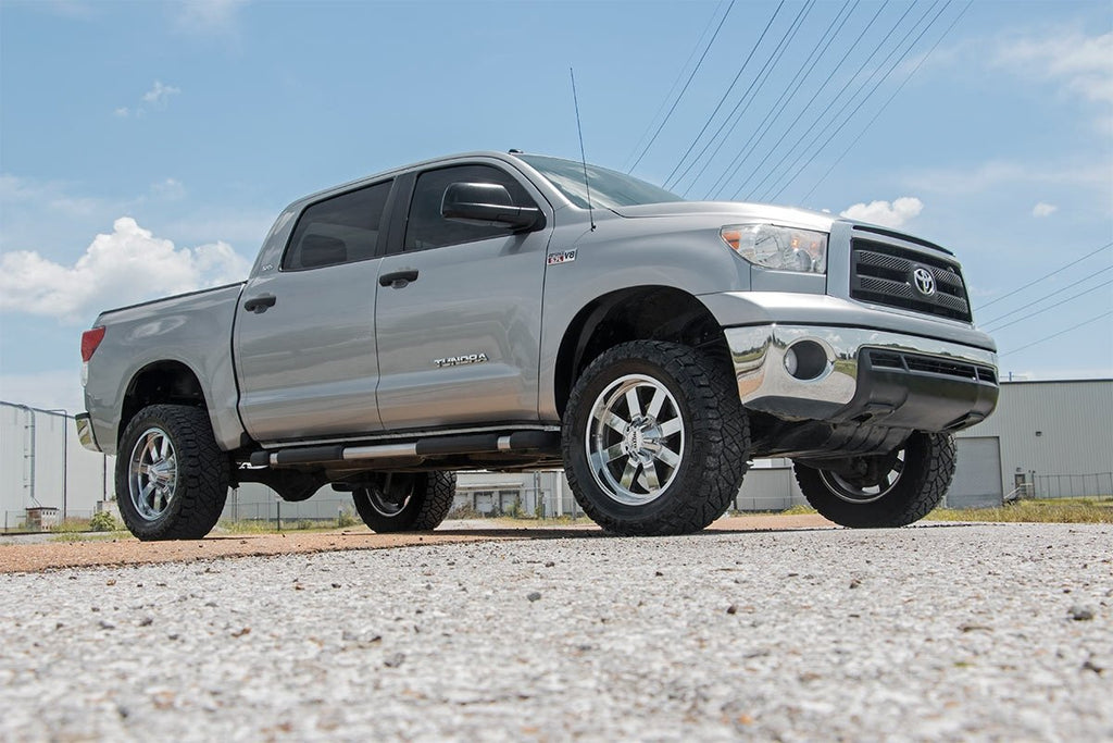 3.5 Inch Toyota Bolt-On Lift Kit w/Lifted Struts and N3 Shocks 07-20 Tundra 2WD/4WD Rough Country