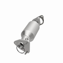Load image into Gallery viewer, Magnaflow Catalytic Converter Direct Fit Magnaflow Conv DF 13-15 Frontier 4 Close Coupled