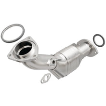 Load image into Gallery viewer, Magnaflow Catalytic Converter Direct Fit MagnaFlow Conv DF 01- 02 Tacoma 3.4L EC/SB 4