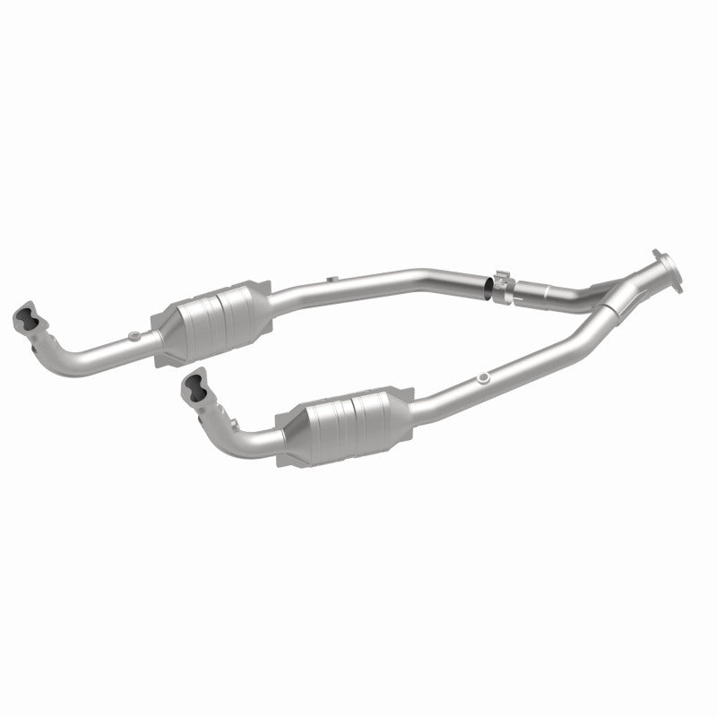 Magnaflow Catalytic Converter Direct Fit MagnaFlow Conv DF 99-04 LR Discovery V8 49S