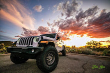 Load image into Gallery viewer, ORACLE Lighting Headlights Oracle Jeep Wrangler JL Oculus Bi-LED Projector Headlights- Graphite Metallic - 5500K SEE WARRANTY
