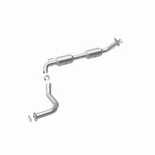 Load image into Gallery viewer, Magnaflow Catalytic Converter Direct Fit MagnaFlow Conv DF 8/08-09 Toyota Tundra 5.7L Driver Side