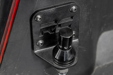 Load image into Gallery viewer, Honda LED Whip Light Bed Mounting System For 19-21 Talon Rough Country