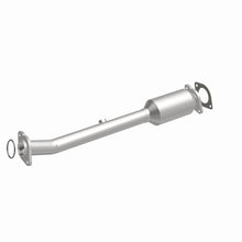 Load image into Gallery viewer, Magnaflow Catalytic Converter Direct Fit Magnaflow Conv DF 11-15 Frontier 4 Underbody
