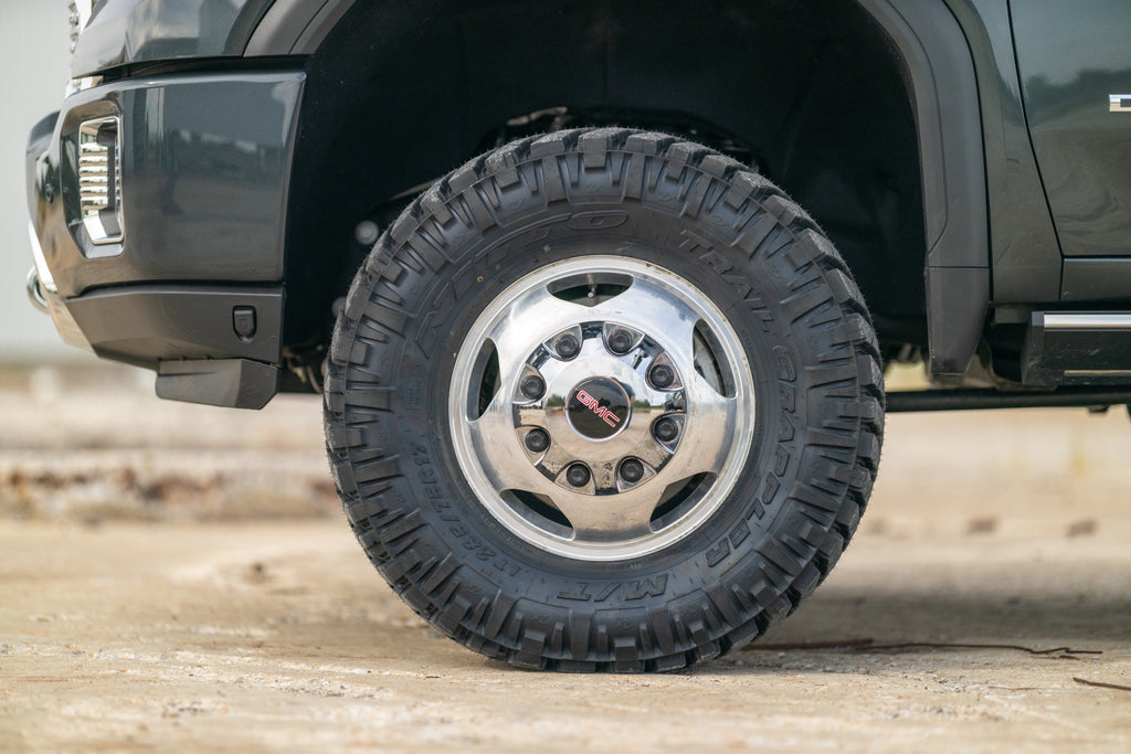 3 Inch Lift Kit with N3 Shocks 20-22 Chevy/GMC Sierra 3500 HD/Silverado 3500 HD Rough Country