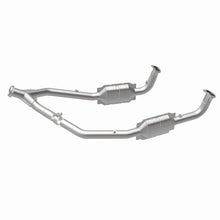 Load image into Gallery viewer, Magnaflow Catalytic Converter Direct Fit MagnaFlow Conv DF 99-04 LR Discovery V8 49S