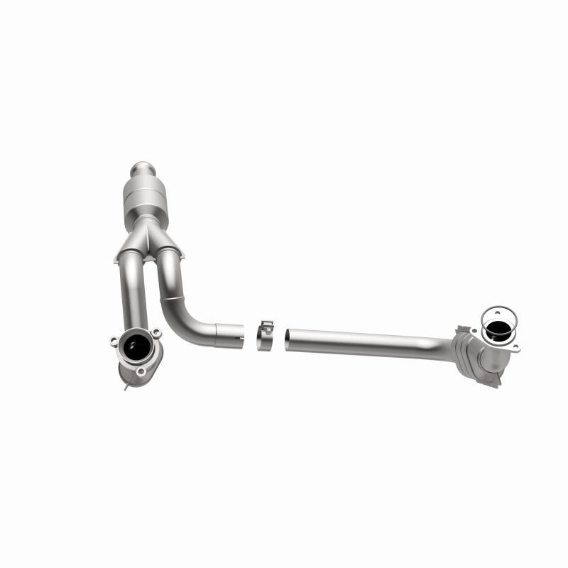 Magnaflow Catalytic Converter Direct Fit MagnaFlow Conv DF 09-13 Chevy Avalanche 5.3L
