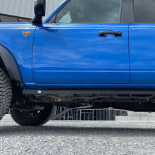 Load image into Gallery viewer, Bronco Cinch Strap Bronco 2 Dr Rock Slide Engineering