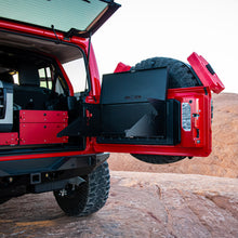 Load image into Gallery viewer, Jeep and Bronco Trail Tailgate Table