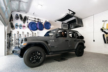 Load image into Gallery viewer, Bestop Hard Top Hoist Bestop - HOSS Hardtop Hoist - 20-21 Gladiator / 18-21 Wrangler JL / 07-18 Wrangler JK - 42820-01