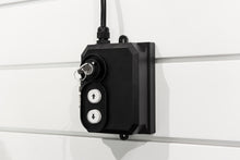 Load image into Gallery viewer, Bestop Hard Top Hoist Bestop - HOSS Hardtop Hoist - 20-21 Gladiator / 18-21 Wrangler JL / 07-18 Wrangler JK - 42820-01