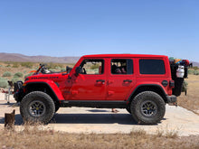 Load image into Gallery viewer, Jeep Wrangler 2.5 Inch HD Dual Rate Rear Coil Springs 2018+ JL Clayton Off Road