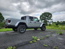 Load image into Gallery viewer, Jeep Gladiator Diesel 1.5 Inch Premium Lift Kit 2021-2023 JT Clayton Off Road