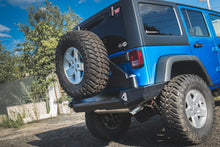 Load image into Gallery viewer, Jeep Wrangler 2.5 Inch Overland Plus Lift Kit 2007-2018 JK Clayton Off Road