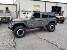 Load image into Gallery viewer, Jeep Wrangler 2.5 Inch Overland Plus Lift Kit 2018+ JL Clayton Off Road
