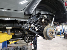 Load image into Gallery viewer, Jeep Wrangler 392 2.5 Inch Overland Plus Lift Kit 2021+ JL Clayton Off Road