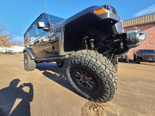 Load image into Gallery viewer, Jeep Wrangler 392 3.5 Inch Overland Plus Lift Kit 2021+ JL Clayton Off Road
