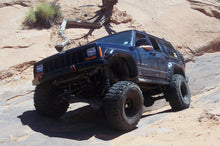 Load image into Gallery viewer, Jeep Cherokee 8.0 Inch Long Arm Lift Kit 1984-2001 XJ Clayton Off Road