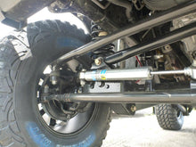 Load image into Gallery viewer, Jeep Wrangler Drag Link Flip Kit Bracket 2007-2018 JK Clayton Off Road