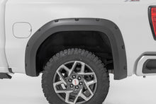 Load image into Gallery viewer, Traditional Pocket Fender Flares Flat Black 19-Up GMC Sierra 1500 2WD/4WD Rough Country