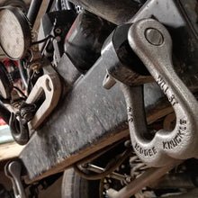 Load image into Gallery viewer, Moose Knuckle XL Shackle 3/4 Raw Dog Moose Knuckle Offroad