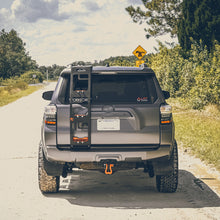 Load image into Gallery viewer, Moose Knuckle XL Shackle 3/4 Obscene Orange Moose Knuckle Offroad