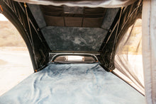 Load image into Gallery viewer, The Desperado Hardshell Rooftop Tent
