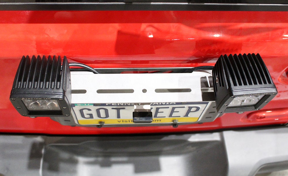 Aluminum Rear LED Light Bracket for MB1077 Fits Jeep JL Motobilt