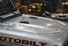 Load image into Gallery viewer, Hood Vent Kit for Jeep Rubicon JL/JLU/JT Motobilt