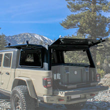 Load image into Gallery viewer, OVS Expedition Truck Bed Cap for 2019+ Jeep Gladiator (5′ Bed) (70100003)