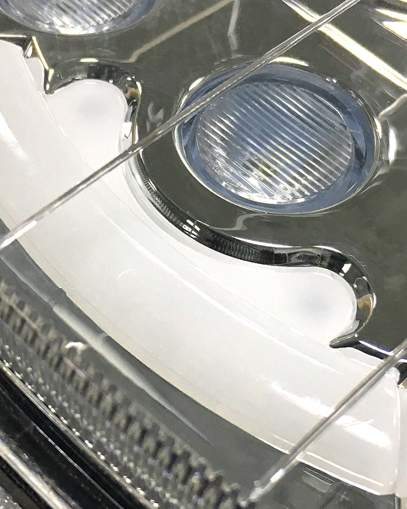 Quake LED Headlight 5x7 Inch Headlight 39 Watt High/Low Half Halo Jeep YJ/XJ Tempest Series - QTE462
