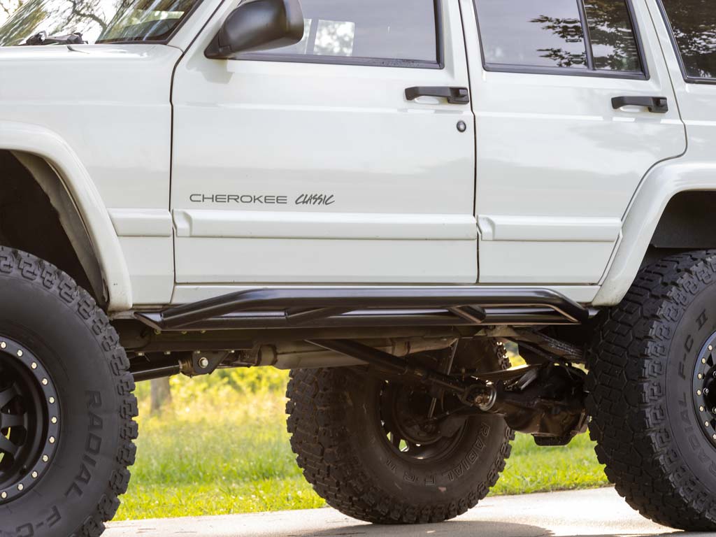 Rusty's Off Road Products Rusty's Rocker Armor with Kicker Tube - 1984-2001 XJ Cherokee