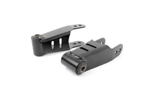 Load image into Gallery viewer, 1-2.5 Inch Lowering Shackles 97-03 Ford:F-150 Rough Country