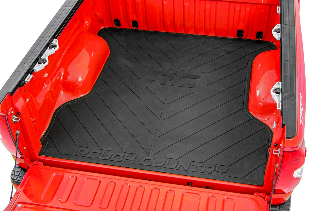 GM Bed Mat w/RC Logos 19-21 Silverado/Sierra 1500 6ft 6 Inch Bed Rough Country